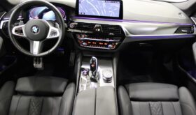 BMW 520d xDrive Facelift 48V M-Sport 4×4 (Limousine)
